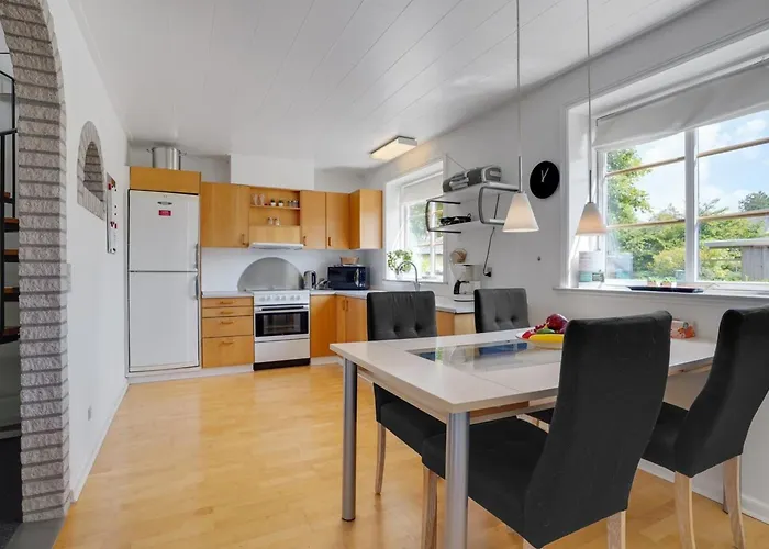 Vakantiehuis Marka - 2-5km From The Sea By Interhome *