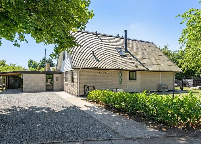 Marka - 2-5km From The Sea By Interhome